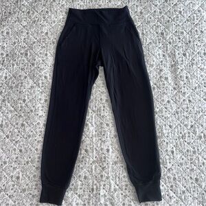 Lululemon black align cropped joggers